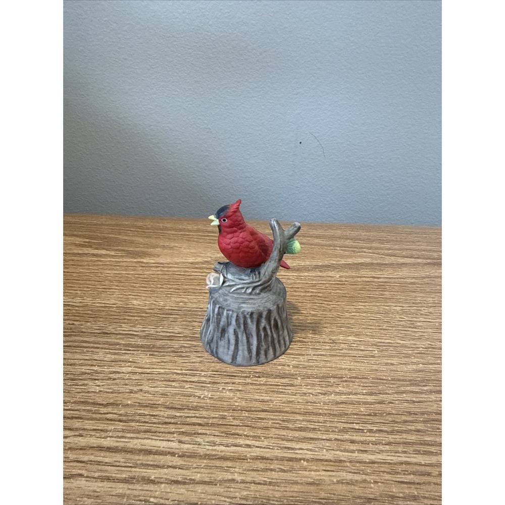 Enesco Porcelain Cardinal‎ Bell